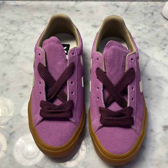 Free People x VEJA Campo Bold Sneakers Size 6 NIB - Picture 8 of 16